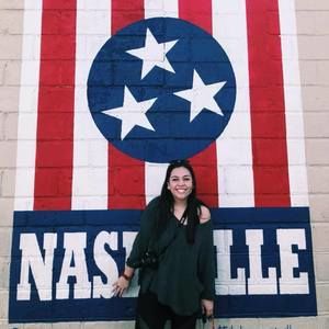 Meet your Posher, Emilia